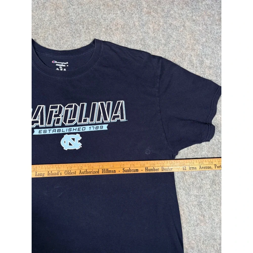 Champion‎ T-Shirt Mens XL Navy UNC Tar Heels Carolina Graphic Tee - Picture 5 of 6